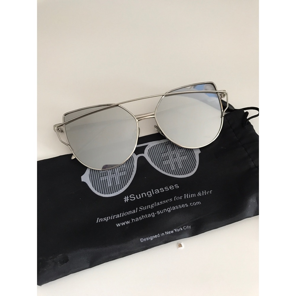 Silver reflective sunglasses